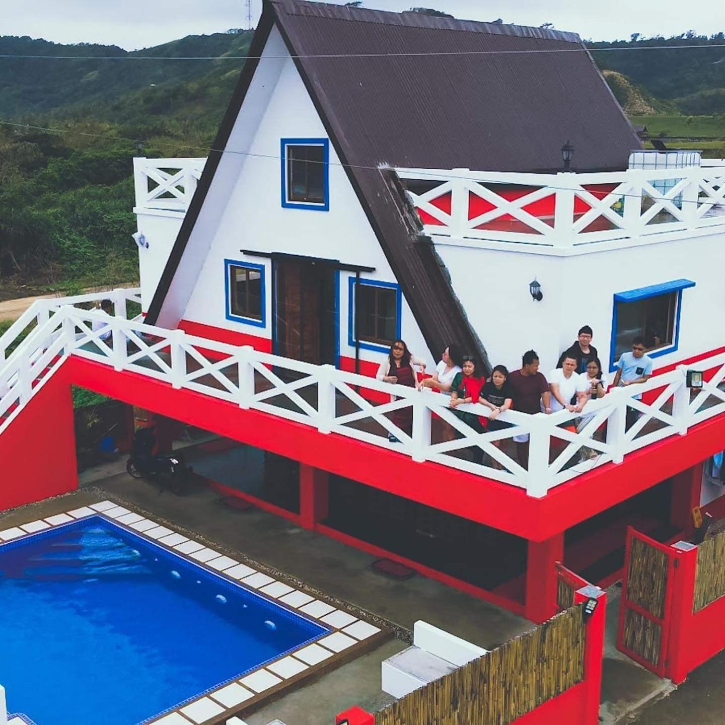 Triangle Huts Hotel Pagudpud Luaran gambar