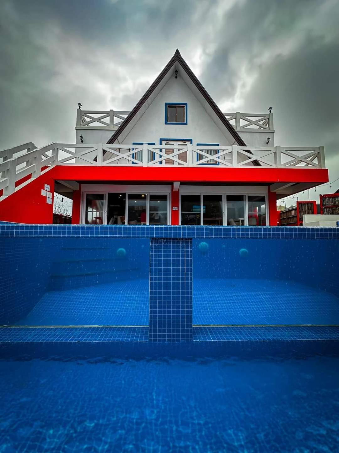 Triangle Huts Hotel Pagudpud Luaran gambar