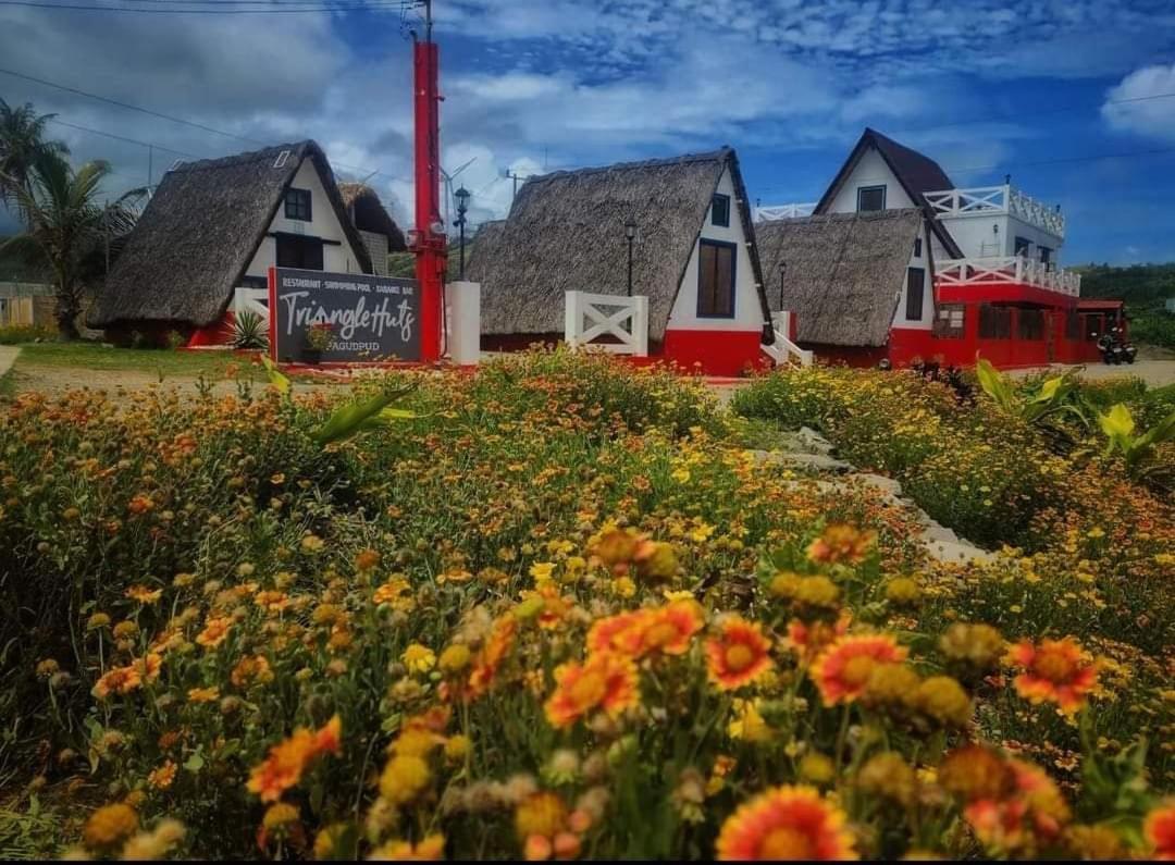 Triangle Huts Hotel Pagudpud Luaran gambar